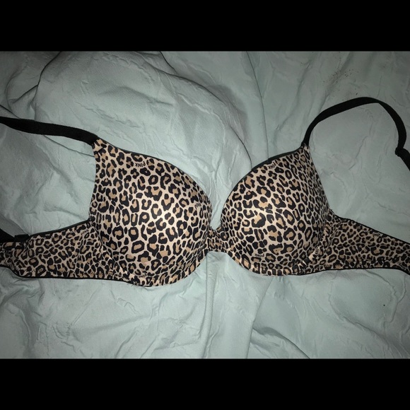PINK Victoria's Secret Other - Adorable cheetah print PINK VS push up bra